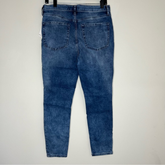 Free People NWT High Waist Skinny Distressed Jeans - Picture 5 of 15